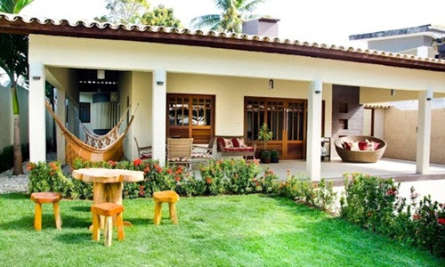  Mẫu nhà 1 tầng dễ thương với khuôn viên sân vườn xinh xắn.