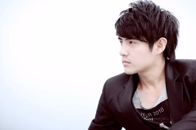 Bên cạnh đó, Ông Cao Thắng còn là một chủ tịch của đội bóng futsal Tân Hiệp Hưng rất chuyên nghiệp, có uy tín và đạt được nhiều thứ hạng cao trong những giải đấu.