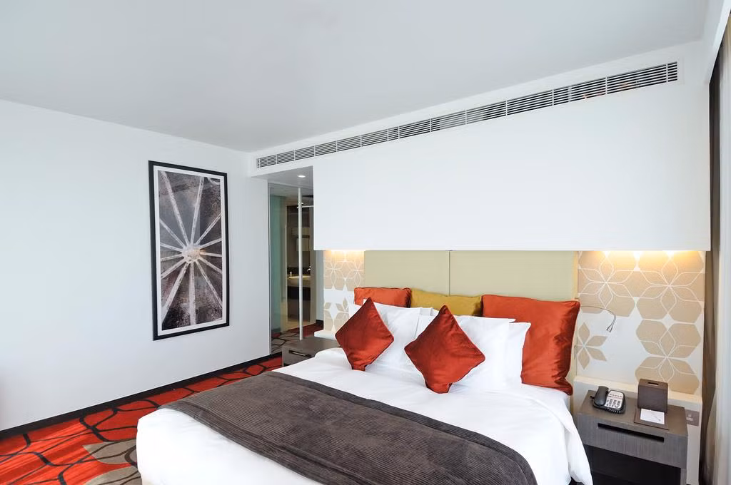 Một số phòng còn có khu vực sinh hoạt riêng biệt.