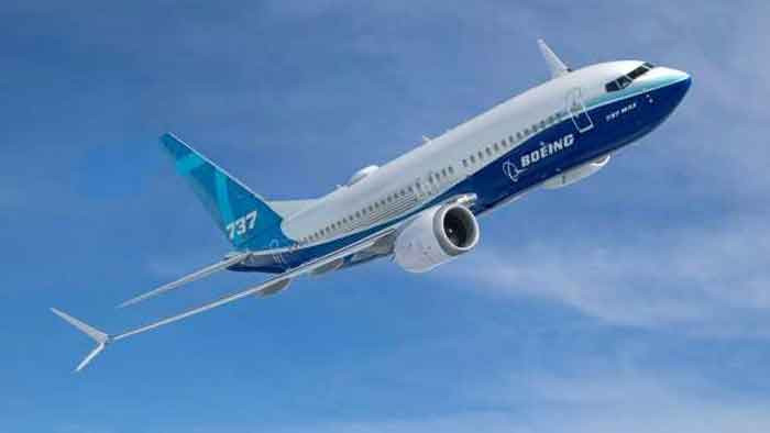 Trong khi đó, các mẫu Boeing 737 có giá thấp hơn một chút từ 85,8 đến 106,1 triệu USD/chiếc. Ảnh: The News International.
