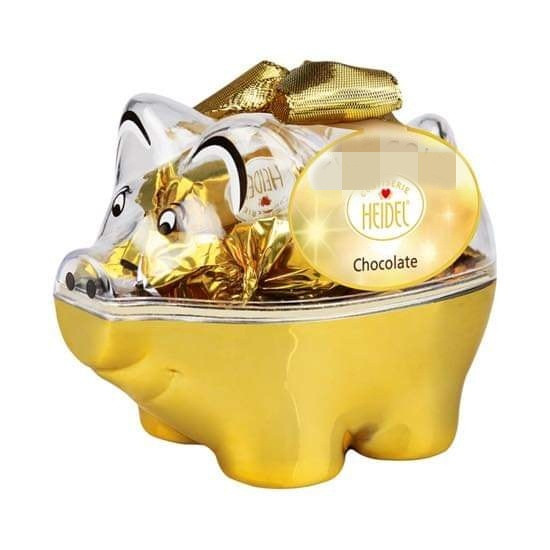  Heo vàng socola được nhiều khách đặt để thờ trong dịp Tết. Ảnh: FB Hoang Hồng My.