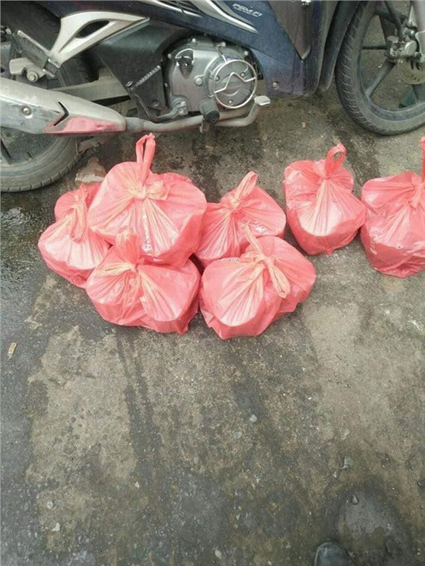 Tai xe lien tiep bom hang bac trieu, Grab Food noi gi?