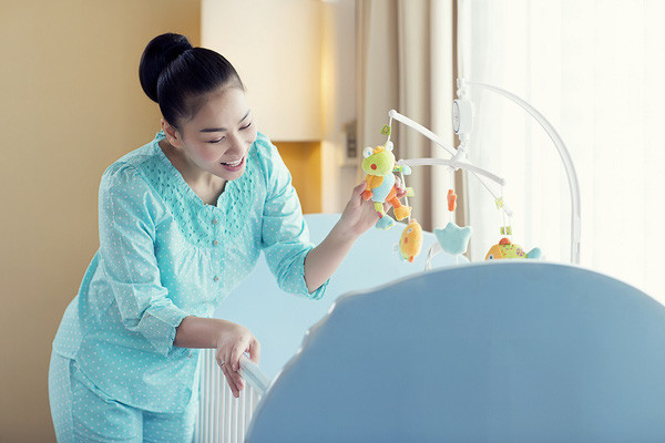 Từ khi sinh ra, bé Gấu sống trong sự bao bọc kĩ lưỡng của bố mẹ. Ảnh: Thethaovanhoa.