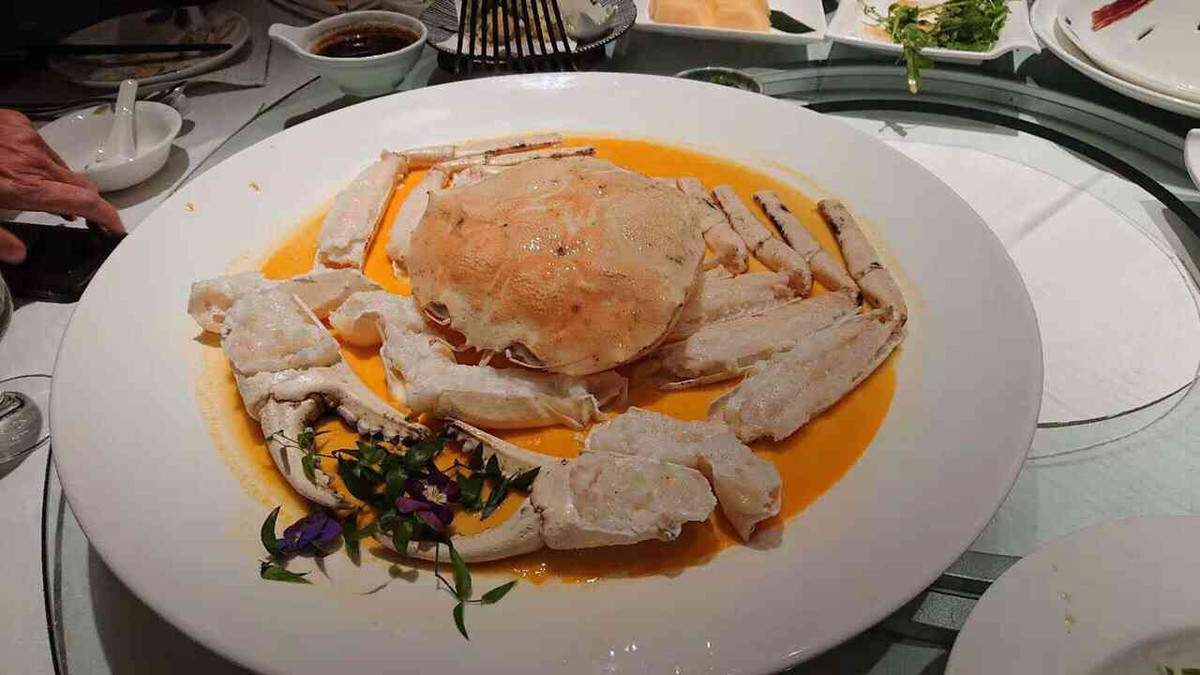 Một năm, Australia chỉ cho phép khai thác 151 tấn cua pha lê. Hơn một nửa số lượng khai thác được người dân Australia sử dụng, còn lại hơn 60 tấn xuất khẩu mỗi năm. Ảnh: Hieuhaisan.