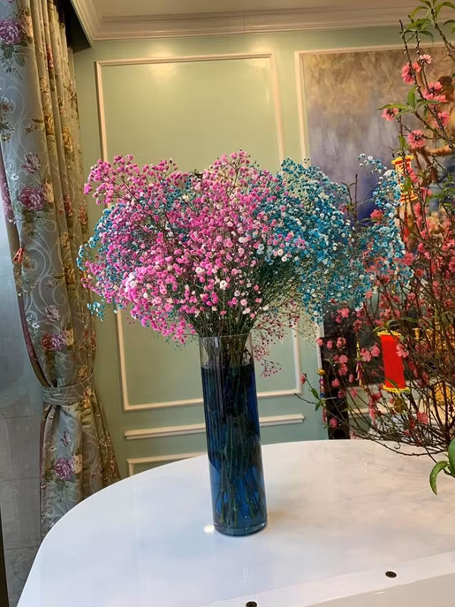 Mỗi góc trong penthouse đều có thể biến thành nơi để nữ ca sĩ chụp ảnh "sống ảo".