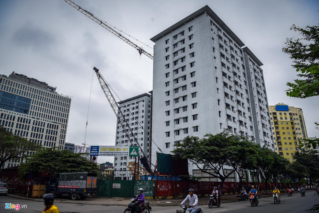 Chủ đầu tư của công trình là: Uỷ ban Nhân dân quận Cầu Giấy. Đại diện của chủ đầu tư dự án là Ban Quản lý dự án quận Cầu Giấy. Đơn vị được giao nhiệm vụ thi công dự án là Công ty CP Xây dựng Số 5 Hà Nội và Tổng công ty Đầu tư và Phát triển hạ tầng Đô thị (UDIC).