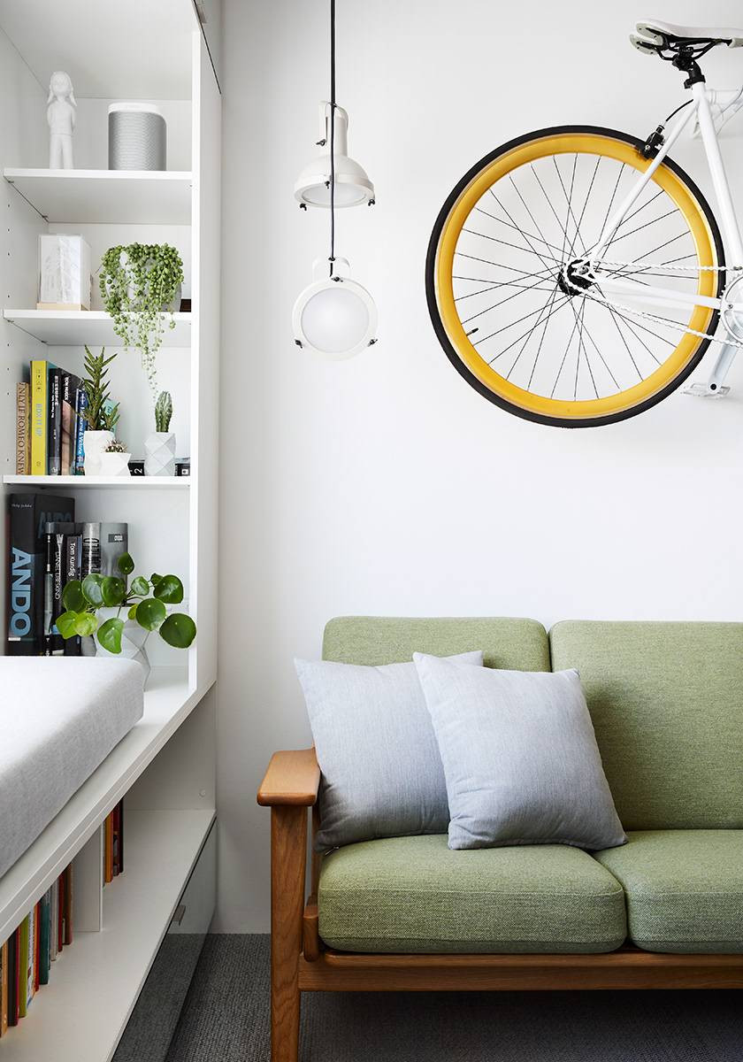 Sử dụng nội thất thông minh và bài trí hợp lý là yếu tố tạo cảm giác nới rộng diện tích căn hộ 35m2. Nguồn ảnh: Habitusliving.