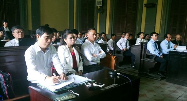 Ba Diep Thao muon rut don ly hon nhung van doi chia tai san-Hinh-2