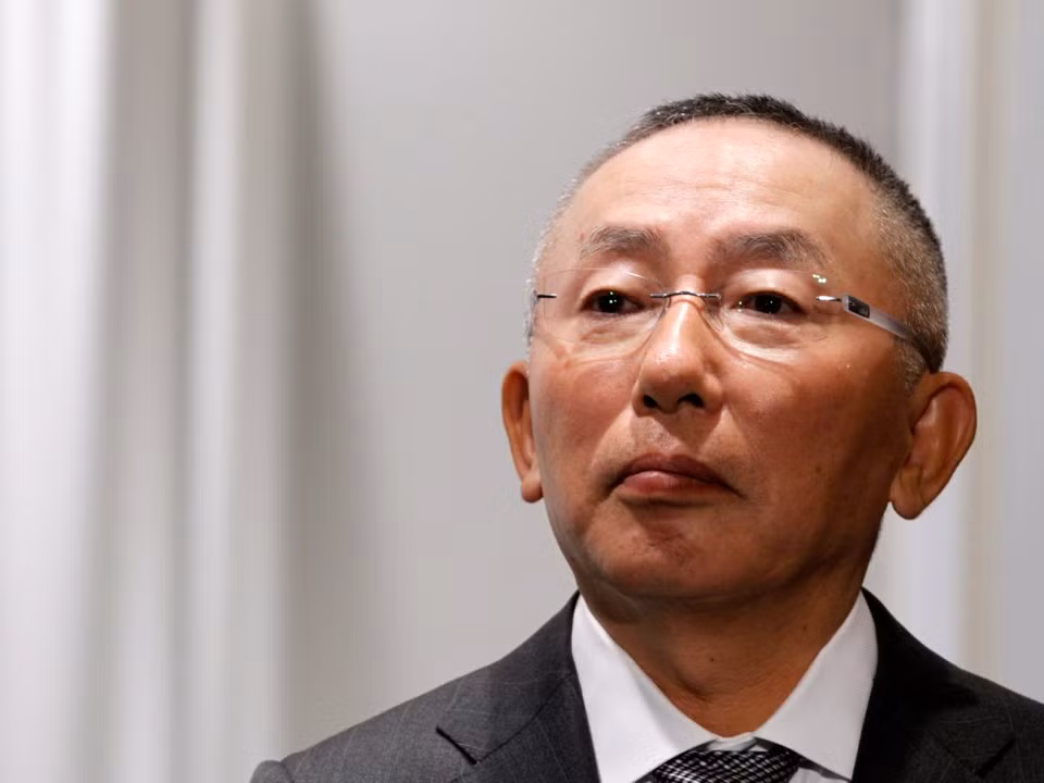 Tỷ phú người Nhật Tadashi Yanai sống cùng vợ và hai con trong một ngôi nhà rộng 16.586m2, trị giá 50 triệu USD ở khu rừng bên ngoài Tokyo.