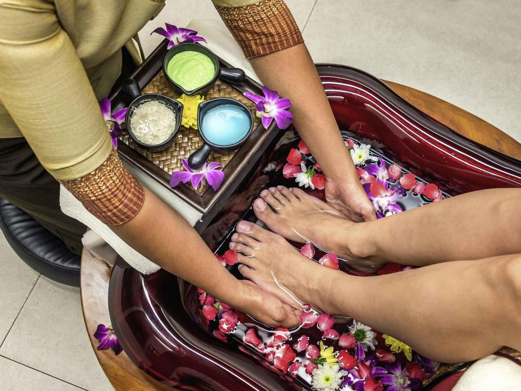 ...và phòng spa phục vụ du khách. Ảnh: Agoda.