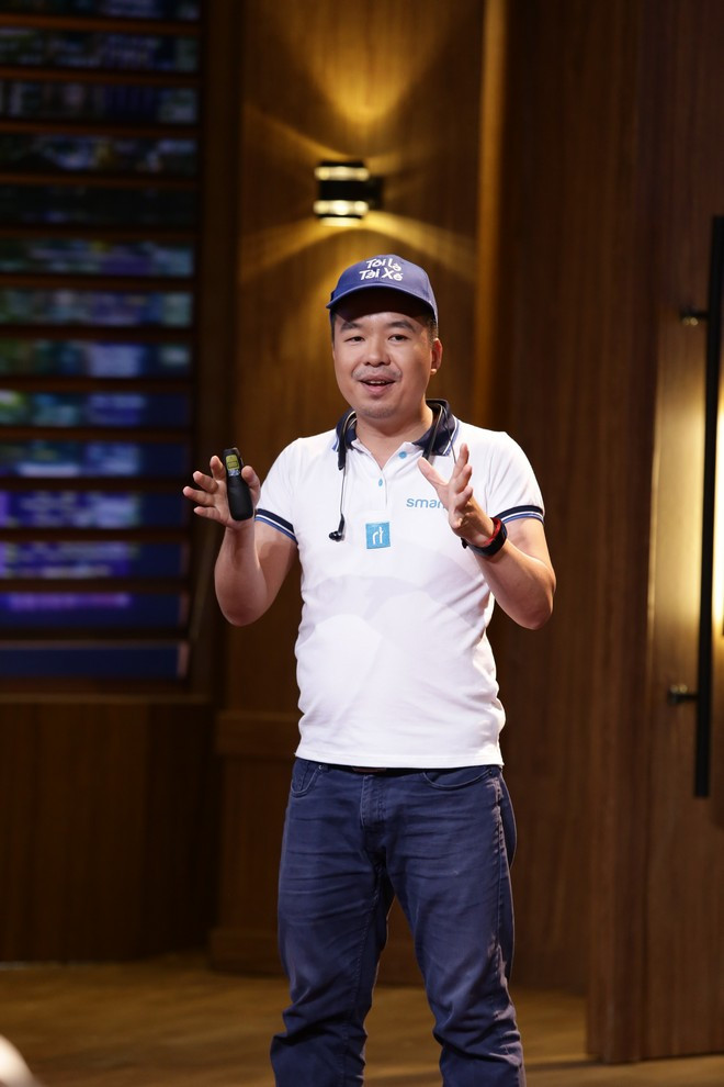 Trần Khiêm khiến nhiều người bất ngờ khi đưa ra đề nghị 116 tỷ đồng (bằng tổng lượng vốn các Shark đầu tư trong mùa đầu tiên) đổi lấy 20% cổ phần công ty.