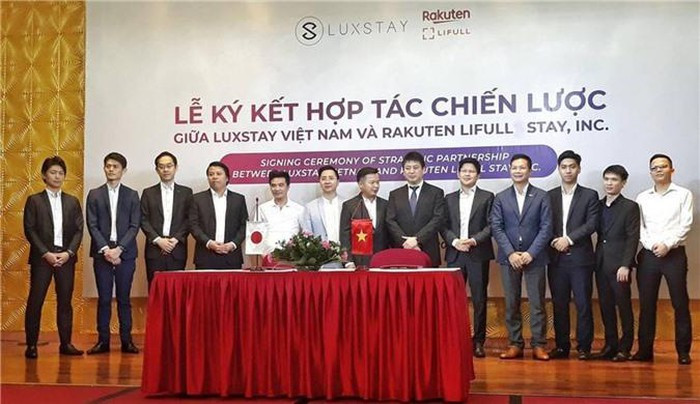 Sau khi lên sóng, bên cạnh những ý kiến bày tỏ sự ngưỡng mộ đối với startup này, cũng có một số người cho rằng với tiềm lực của Luxstay hiện nay, việc xuất hiện trên sóng truyền hình mang mục đích "PR" nhiều hơn là gọi vốn.