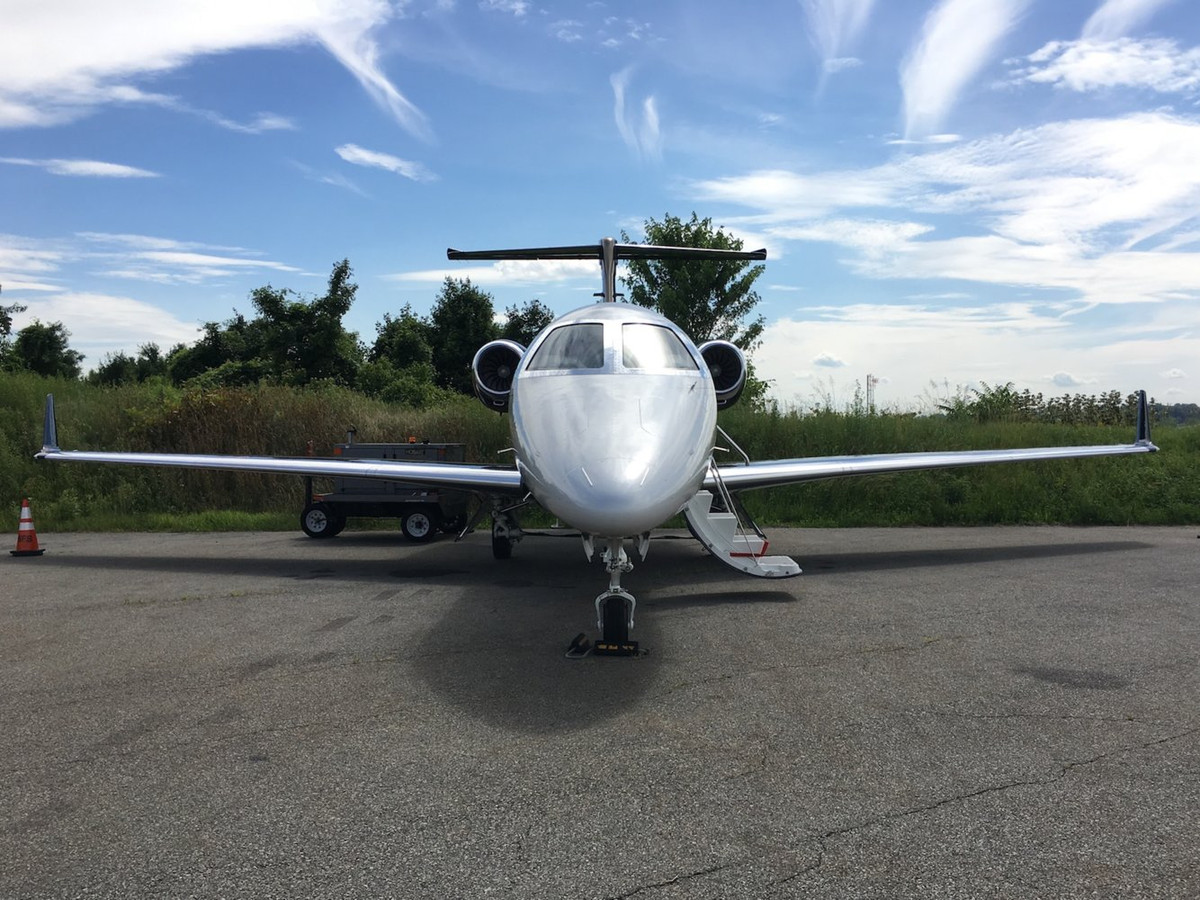 Sải cánh của Phenom 300 dài gần 16m.