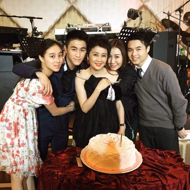 Theo tờ Bloomberg, bà Lương An Kỳ và các con nắm giữ 11,8% cổ phần của tập đoàn SJM.