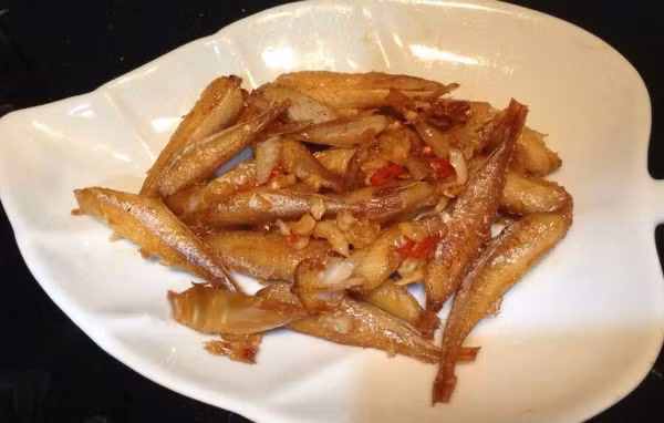 Cá được làm từ cá chuồn, không phải cá nóc như một số thông tin đang phát tán. Ảnh: Healthplus.