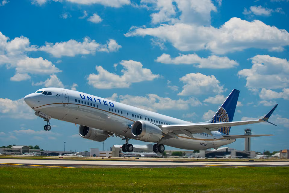 Hãng hàng không lớn của Mỹ, có trụ sở ở Chicago United Airlines khai thác một đội bay gồm 14 máy bay Boeing 737 Max 9. 