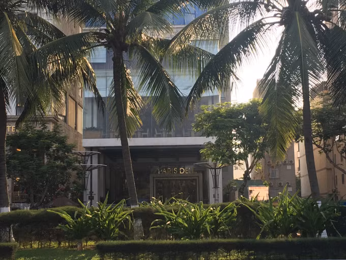 Vi pham xa thai, khach san Paris Deli bi xu gan 300 trieu