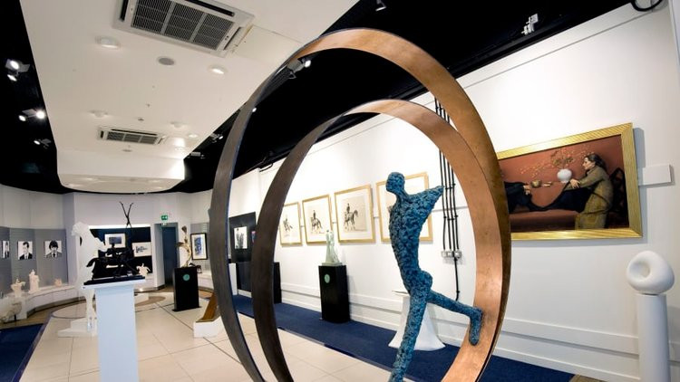 Tại nhà ga 5 của sân bay quốc tế London Heathrow (Anh), phòng triển lãm mỹ thuật Expo sẽ mang đến du khách không gian chiêm nghiệm độc đáo giữa khu vực giao thông nhộn nhịp, đông đúc.