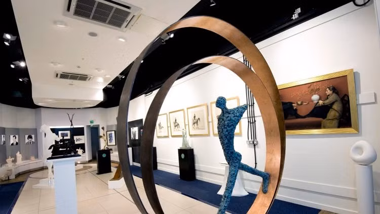 Tại nhà ga 5 của sân bay quốc tế London Heathrow (Anh), phòng triển lãm mỹ thuật Expo sẽ mang đến du khách không gian chiêm nghiệm độc đáo giữa khu vực giao thông nhộn nhịp, đông đúc.