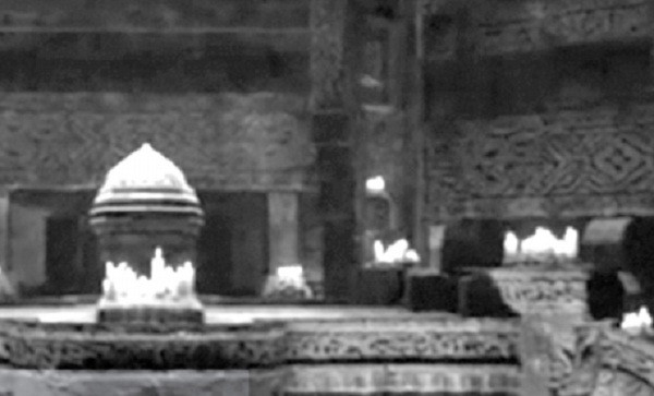 Ly ky chuyen ve nhung ngon den ngan nam khong tat