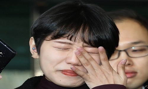 Thuc hu vu sao nu Han chup anh khoa than bi xam hai tinh duc