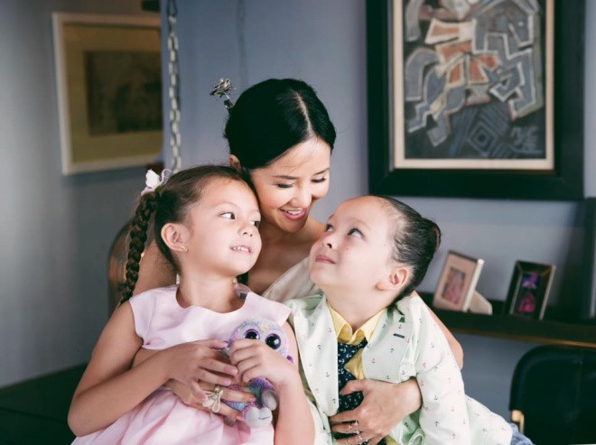 Sau khi chia tay, mỹ nhân "không tuổi" trong làng nhạc Việt và hai con hiện vẫn ở trong căn hộ từ khi mới kết hôn. Ảnh: Dân Việt.