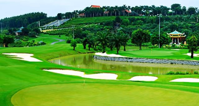 Sân golf Kim Bảng có quy mô 186,46 ha tại thị trấn Ba Sao, huyện Kim Bảng, tỉnh Hà Nam. Ảnh: Golftimes.