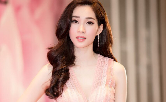 Theo bài quảng cáo, Hoa hậu Đặng Thu Thảo khuyên các bà mẹ nên dùng ngũ cốc cho con nhỏ nếu như ít sữa. Tuy nhiên, Hoa hậu Việt Nam 2012 khẳng định đây là điều bịa đặt vì cô chưa từng phát ngôn như thế. Ảnh: Internet.