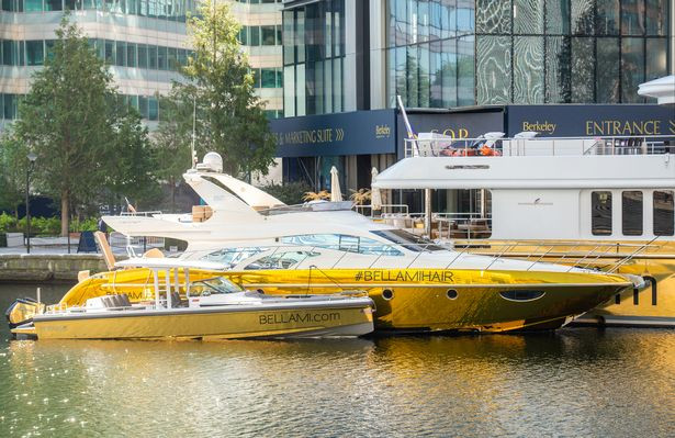 Du khách muốn tận hưởng kỳ nghỉ trên chiếc siêu du thuyền sang chảnh này sẽ phải bỏ ra khoảng 185.000 bảng Anh/tuần (5,3 tỷ đồng) cộng thêm các chi phí bổ sung. Nguồn ảnh: Mirror.