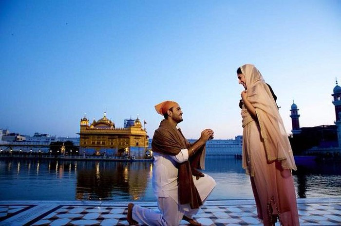 Gia đình cô dâu Kaabia đã ký với hãng hàng không của Việt Nam để thuê 2 máy bay bay từ Ấn Độ đến Phú Quốc nhằm phục vụ lễ cưới. Ảnh: Weddingsutra.