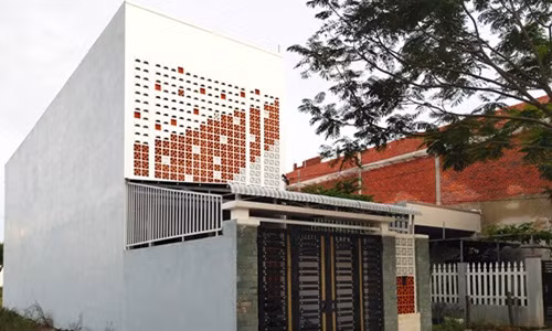 Nha huong Tay thoang sang nho su dung gach hoa gio