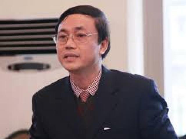 Trước ông Tô Công Lý, tháng 4/2019, dư luận cũng rúng động khi nguyên Chủ tịch Hội đồng quản trị, Tổng Giám đốc Công ty TISCO - Trần Văn Khâm bị khởi tố, bắt tạm giam do liên quan đến các sai phạm khiến dự án trị giá hơn 8.000 tỉ đồng của Công ty Gang thép Thái Nguyên biến thành đống sắt gỉ.