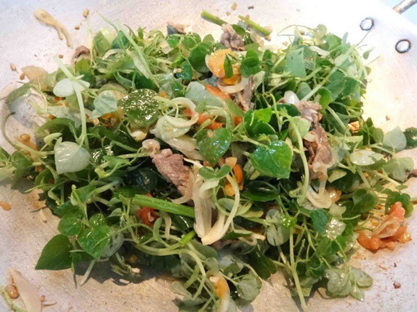 Co loai rau dat hon thit, chau Au, nguoi Viet chi coi la co dai-Hinh-2