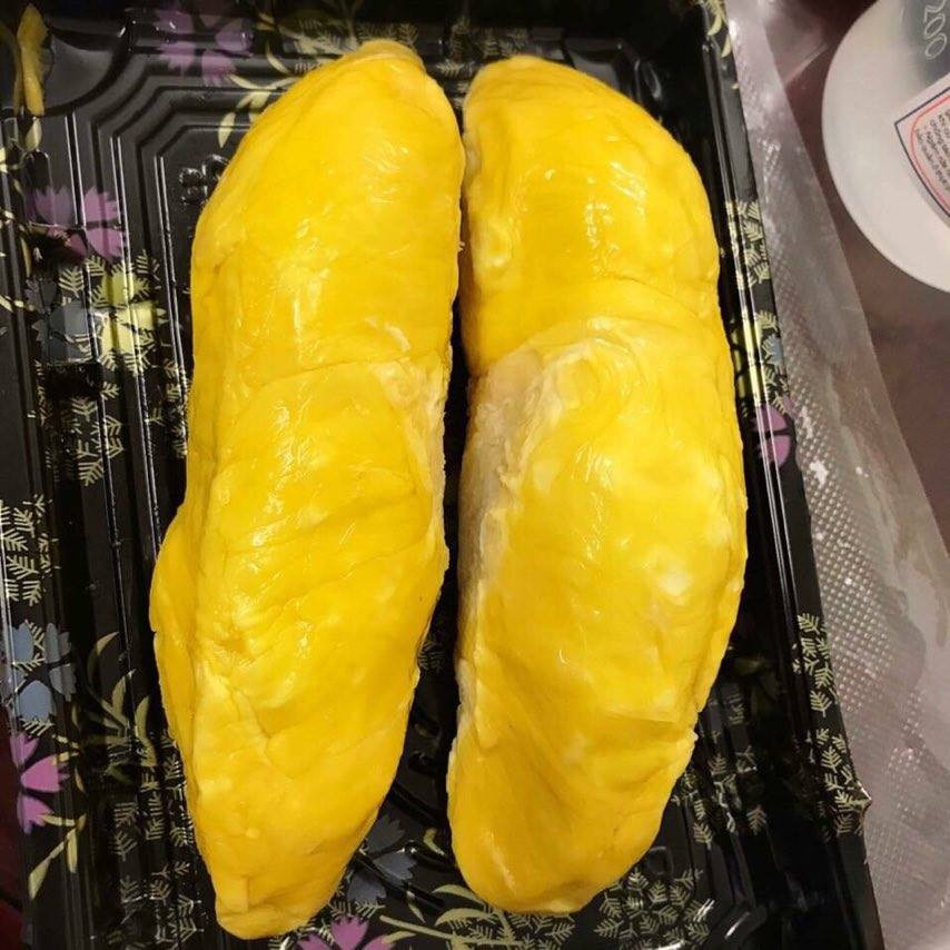 Tại Việt Nam, những trái sầu riêng Musang King được nhập khẩu về và bán với giá hơn 1 triệu đồng/kg. Ảnh: Dân Việt.