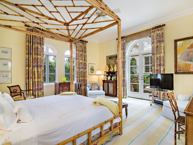 Không gian phòng ngủ thoáng đãng.