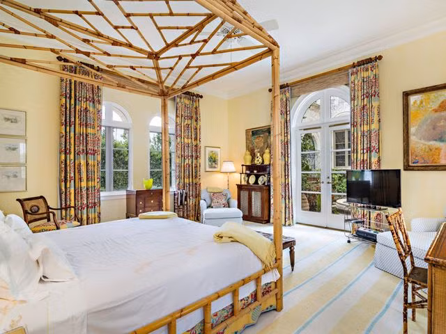 Không gian phòng ngủ thoáng đãng.