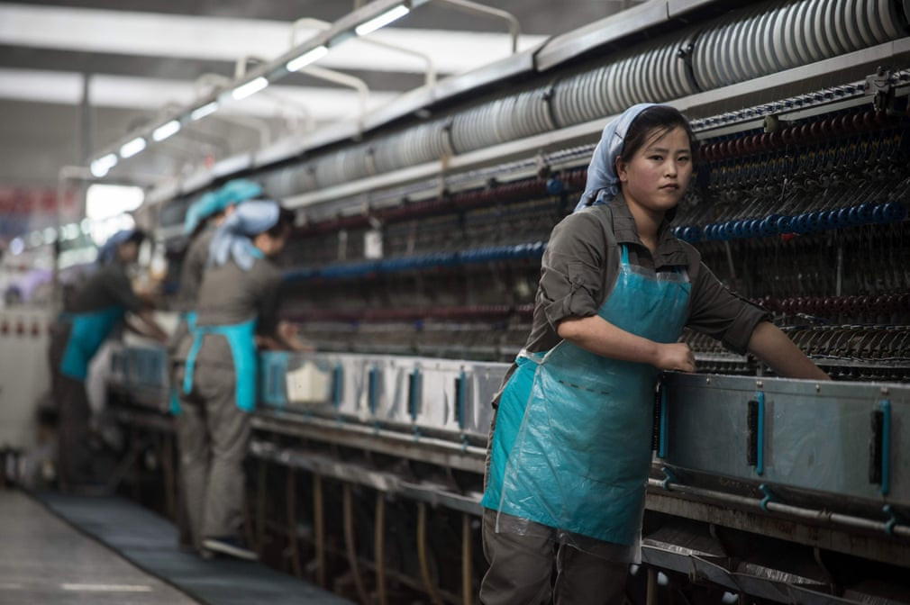 Có thể thấy rằng, quy mô của nhà máy dệt ở Triều Tiên không hề nhỏ khi 15 - 20% sản phẩm của nhà máy được xuất khẩu ra nước ngoài.