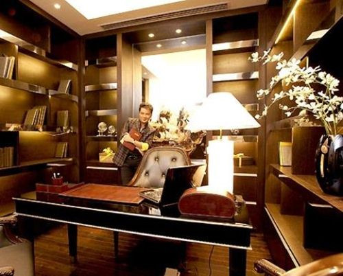 Penthouse là căn nhà thứ hai có giá hàng tỷ đồng mà "ông hoàng nhạc Việt" này đang sở hữu. Ảnh: Khám phá.