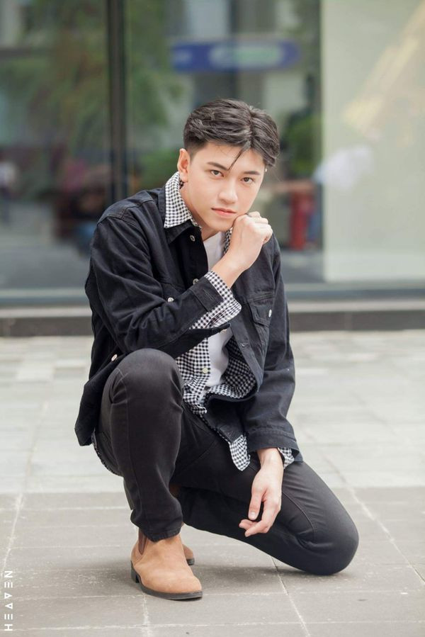 Khong can tap gym, chang trai van 