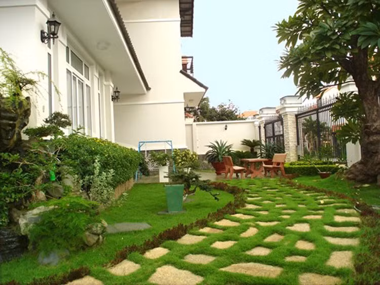 Muon co khoang san truoc nha xanh mat, dung bo qua y tuong dac biet nay