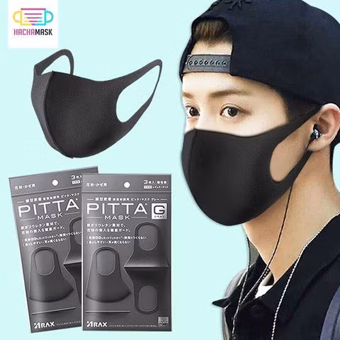 Trong khi đó, khẩu trang Pitta Mask Nhật Bản được quảng cáo làm bằng chất liệu Polyurethane có công dụng kháng khuẩn và lọc bụi lên tới 99% có giá từ 39.000 - 69.000 đồng/chiếc. Ảnh: Internet.