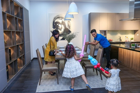 Nhà bếp hiện đại và ấm cúng. Ảnh: Vietnamnet.