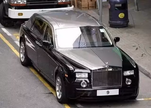 Cũng có niềm đam mê với biển số xe đặc biệt, tỷ phú Hong Kong Albert Yeung Sau Shing đã bỏ ra 13 triệu nhân dân tệ (gần 2 triệu USD) để có biển số “9”. Ảnh: Sohu.