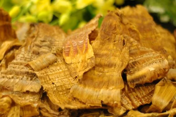 Vì vậy, để chọn được măng khô ngon lại an toàn vệ sinh thực phẩm, người mua cần lưu ý một số cách nhận biết măng sạch dưới đây. Ảnh: Internet.