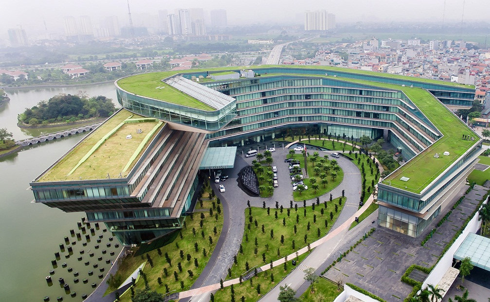 Năm 2016, trong chuyến thăm Việt Nam, cựu Tổng thống Obama đã chọn khách sạn JW Marriott (gần Trung tâm Hội nghị Quốc gia) làm nơi nghỉ chân. Ảnh: Zing.