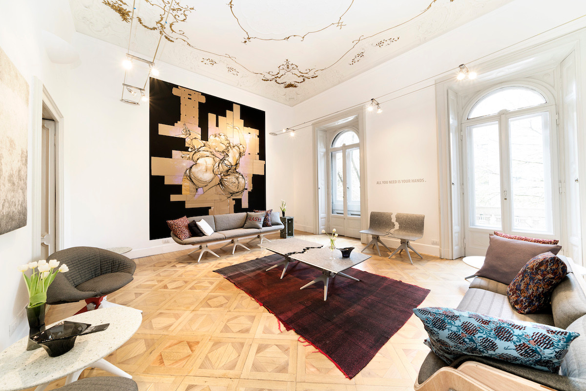 Một dự án sáng tạo nổi tiếng khác của công ty này là House of Trash (Nhà rác) tại thành phố Milan (Italy).