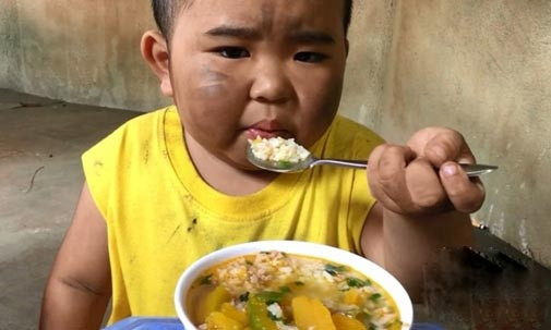 Từ đó, Ku Tin trở thành sao nhí có mức cát xê nhiều nghệ sĩ "tiền bối" cũng phải ao ước.