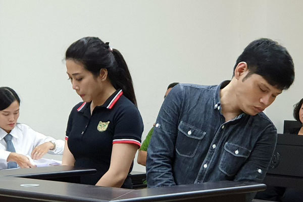 Giang ho Ha Thanh 'khoe sung', ban chet nguoi, doa canh sat va ket dang