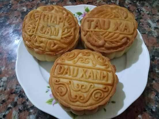 Bánh nhỏ, nhân mỏng nhưng vị ngọt nhẹ vừa phải, dễ ăn nên có thể ăn 2-3 cái một lúc mà không ngán. Ảnh: Facebook.