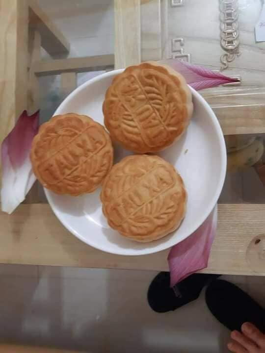 Nhiều khách đặt nhưng chị Hạnh phải đợi khoảng 2-3 ngày, người thân trên Cao Bằng mới chuyển hàng về được. Ảnh: Facebook.